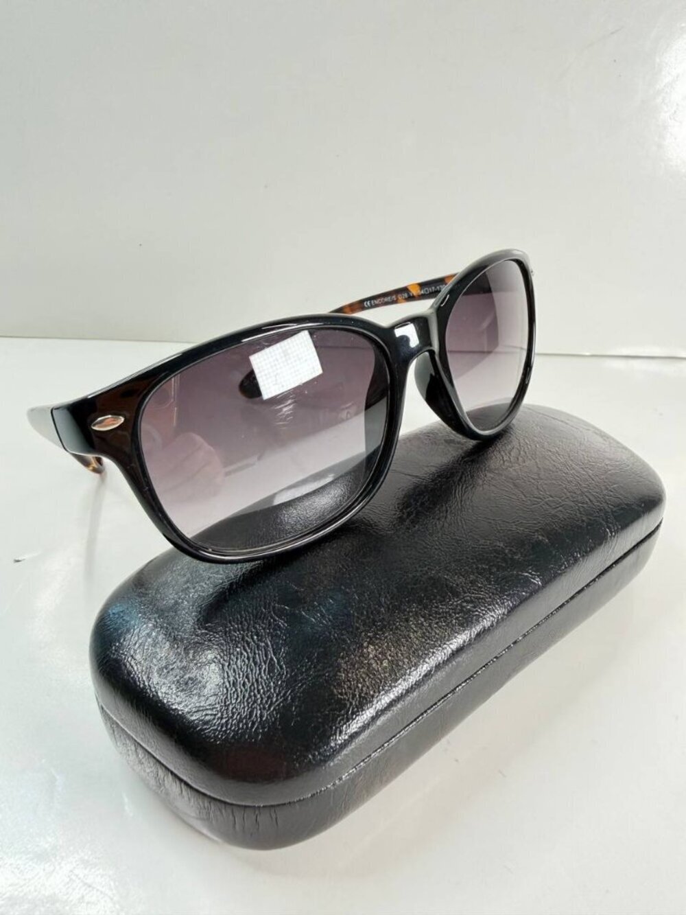 Juicy Couture Sunglasses – Tortoiseshell / Black